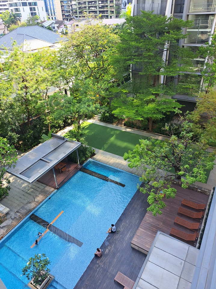 คอนโด โดมัส ( Domus ) 